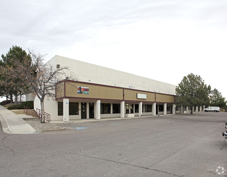 More Photos Of 2537-2579 Airport Rd, Colorado Springs General Retail For Lease
