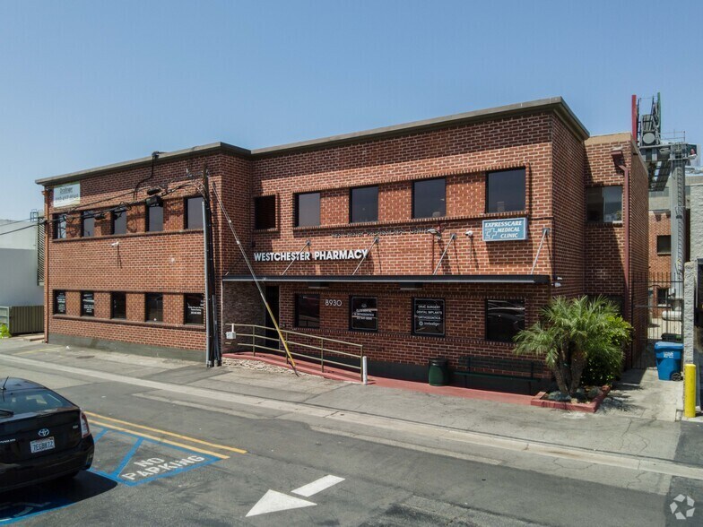 More Photos Of 8930 S Sepulveda Blvd, Los Angeles Medical For Lease