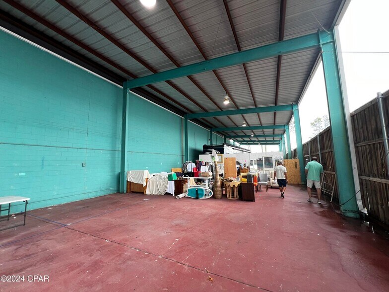 More Photos Of 7157 Front Beach Rd, Panama City Freestanding For Lease