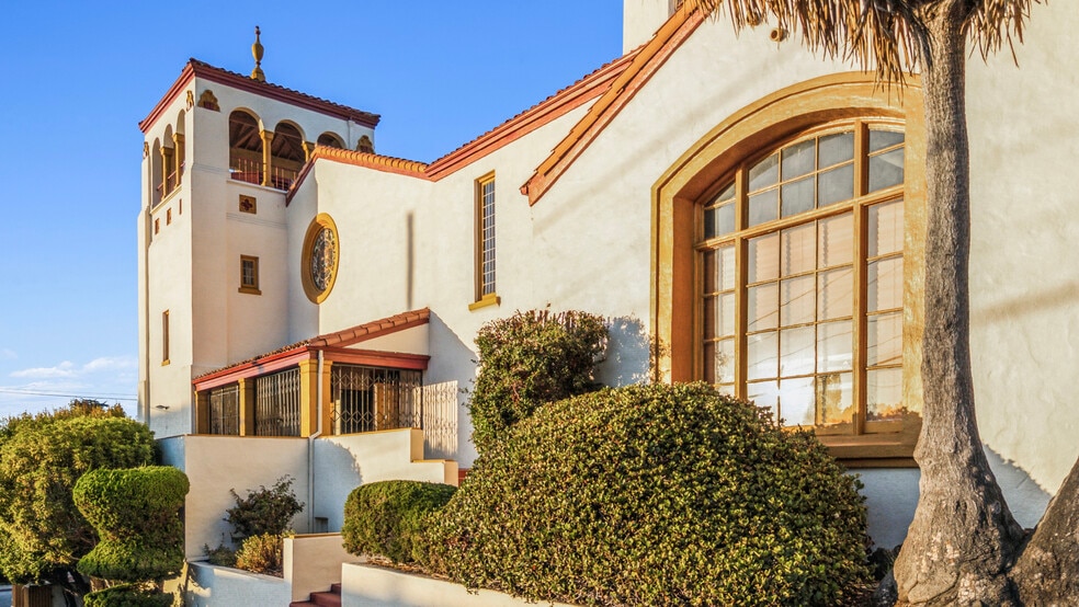 More Photos Of 2100 5th Ave, Oakland Religious Facility For Sale