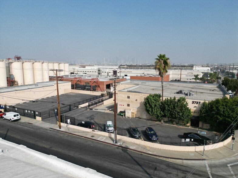 More Photos Of 3737 S Santa Fe Ave, Vernon Warehouse For Lease