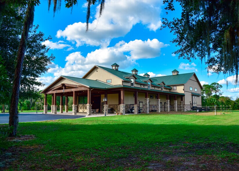 More Photos Of 13038 County Rd 39, Lithia Horse Stables For Sale