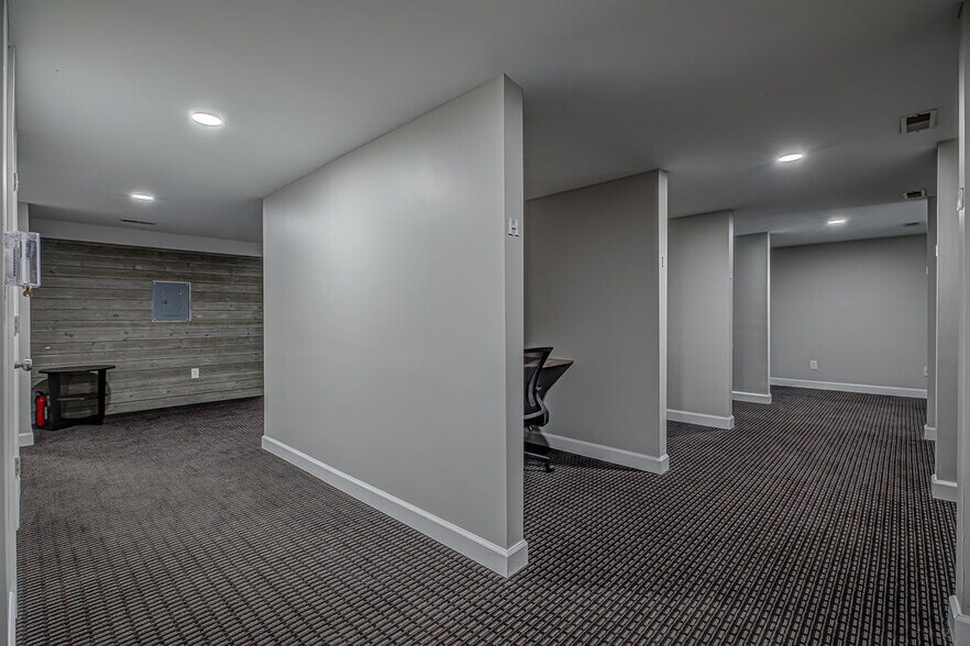 More Photos Of 300-304 Edgewood Dr, Trenton Medical For Lease