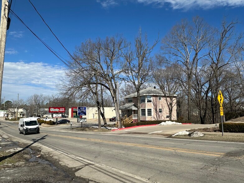 More Photos Of 115 E Van Buren, Eureka Springs Apartments For Sale