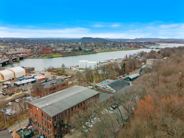 Primary Photo Of 30 Lenox St, New Haven Warehouse For Sale