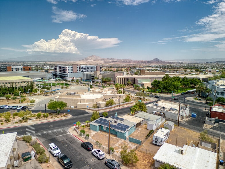 More Photos Of 303 Tin St, Henderson Office Residential For Sale