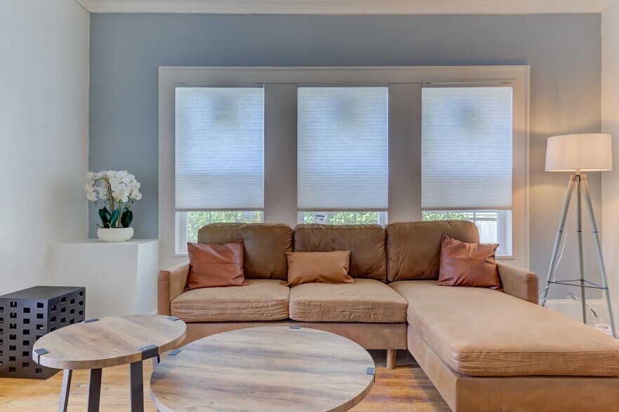 More Photos Of 196 N Auburndale St, Memphis Apartments For Sale