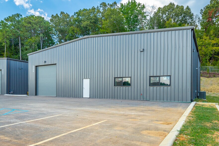 More Photos Of 3906 Caine Ln, Chattanooga Warehouse For Sale
