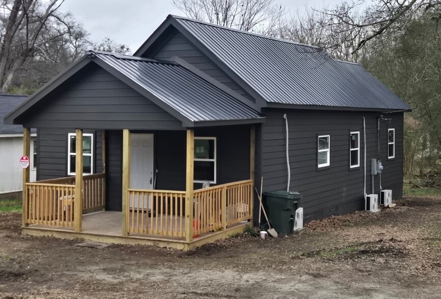 More Photos Of , Newnan Specialty For Sale