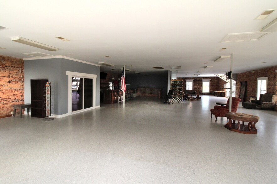 More Photos Of 76 Union St S, Concord Loft Creative Space For Lease