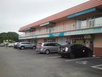 More Photos Of 9834-9850 Sandalfoot Blvd, Boca Raton Restaurant For Lease