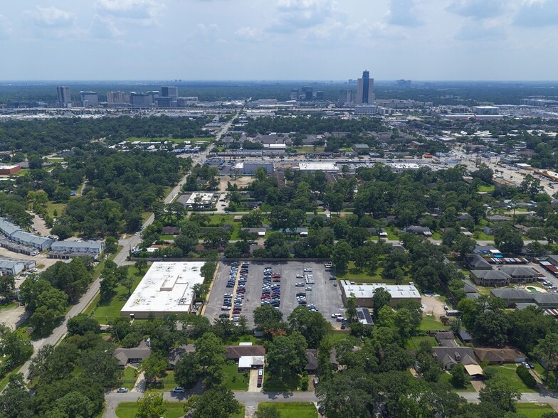More Photos Of 1515 Witte Rd, Houston Warehouse For Lease