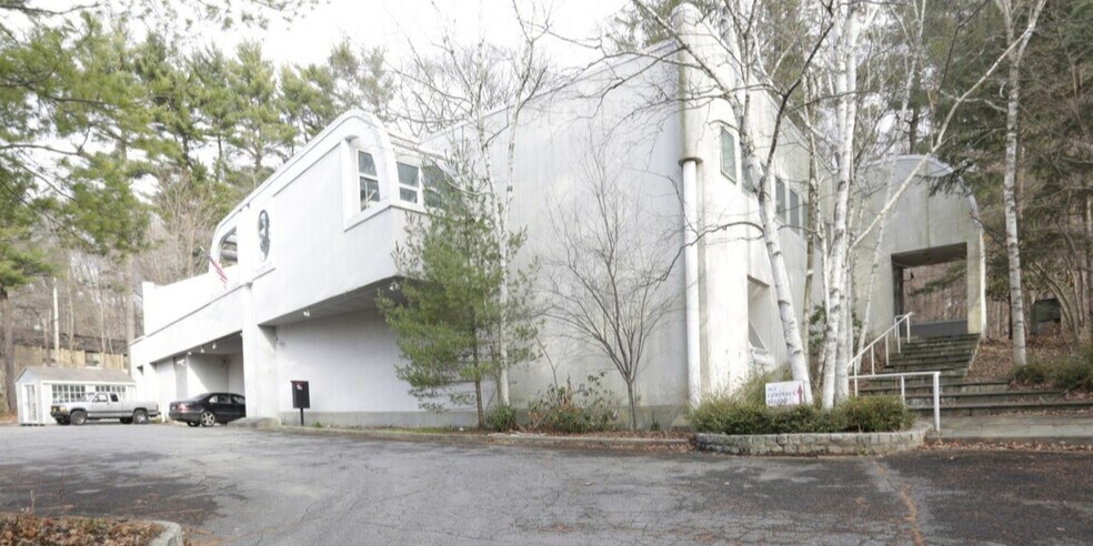 More Photos Of 140 Old Saw Mill River Rd, Hawthorne Research And Development For Sale