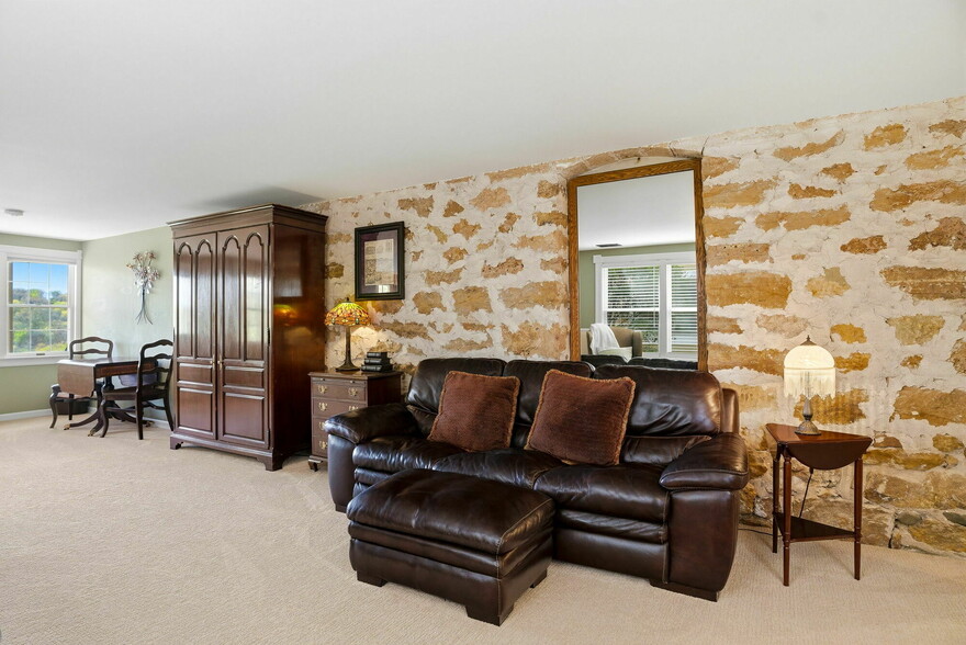 More Photos Of 305 River St, Osceola Hospitality For Sale