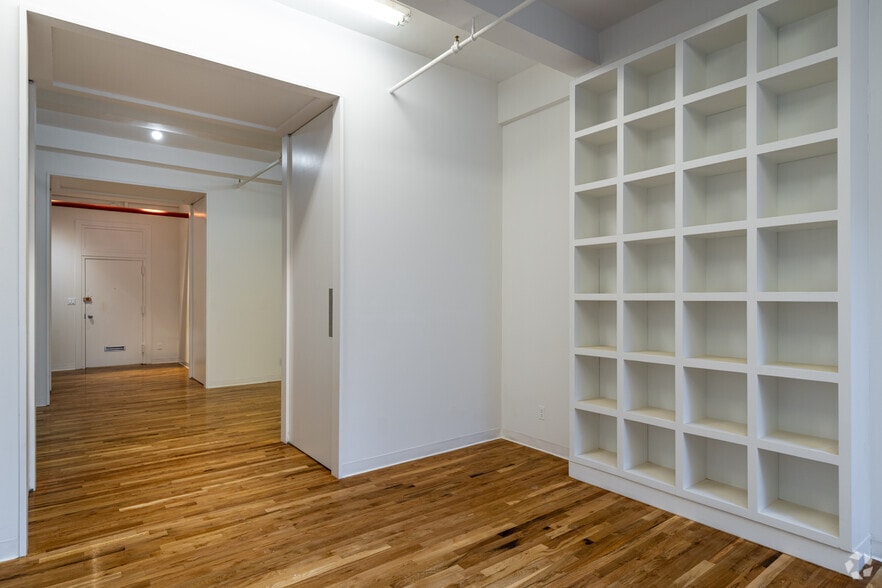 More Photos Of 146-150 W 25th St, New York Office For Lease