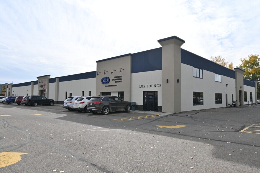 More Photos Of 2810 Bremner Ave, Red Deer Storefront For Sale
