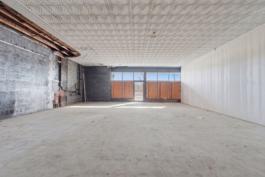 More Photos Of 657 Silas Deane Hwy, Wethersfield Freestanding For Lease