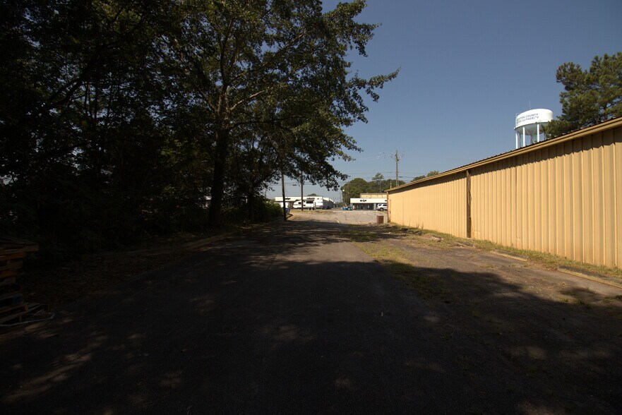 More Photos Of 6474 Ga-85 Hwy, Riverdale Freestanding For Sale