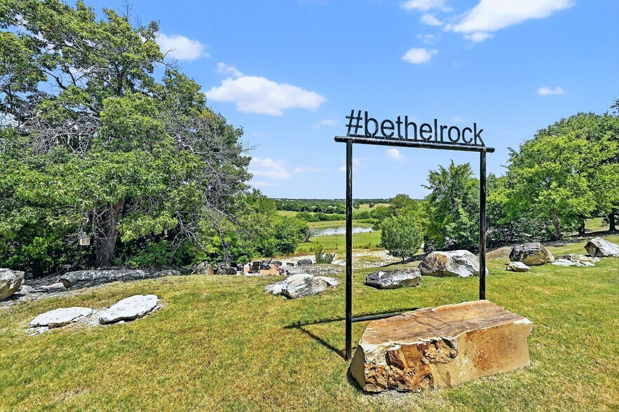 More Photos Of 5262 FM 896, Leonard Specialty For Sale