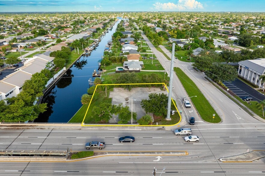 Primary Photo Of 1532 Shelby Pky, Cape Coral Land For Lease