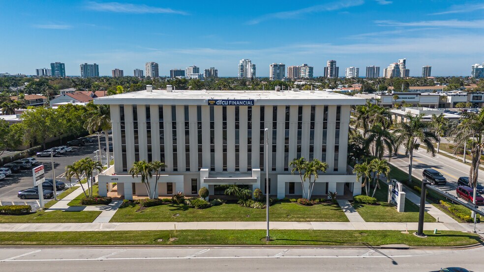 More Photos Of 4099 Tamiami Trl N, Naples Office For Lease