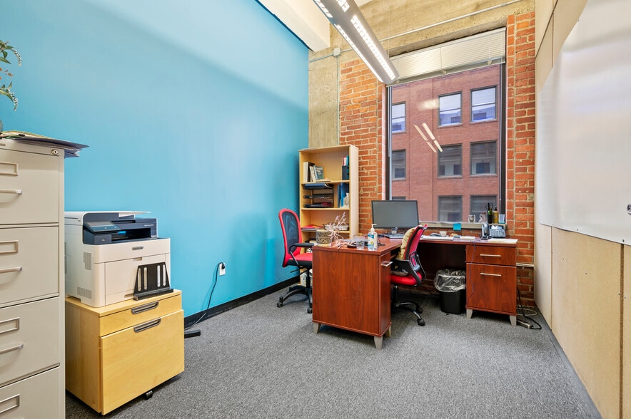 More Photos Of 2828-2840 Liberty Ave, Pittsburgh Office For Lease