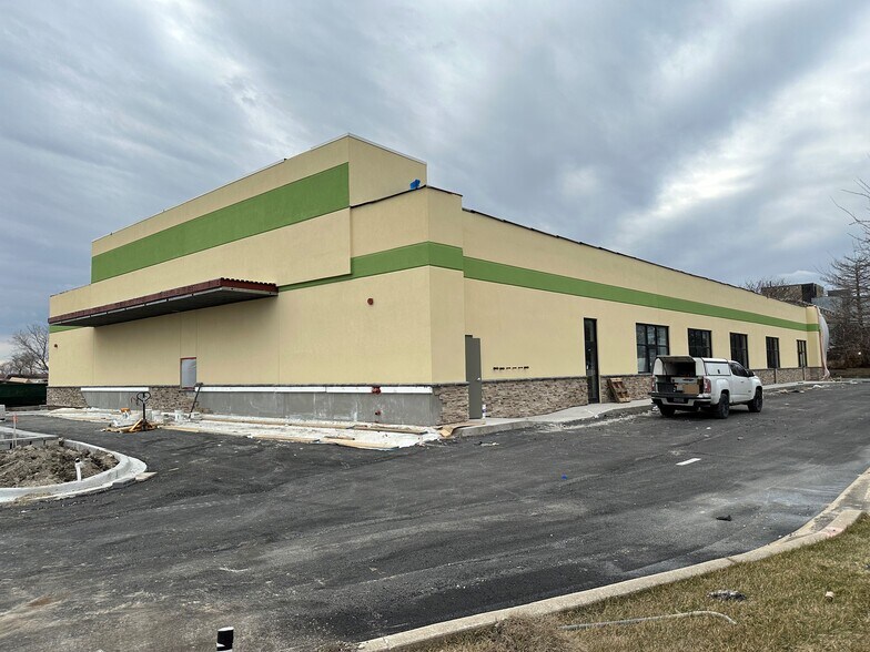 More Photos Of 4605 Lincoln Hwy, Matteson Storefront Retail Office For Lease