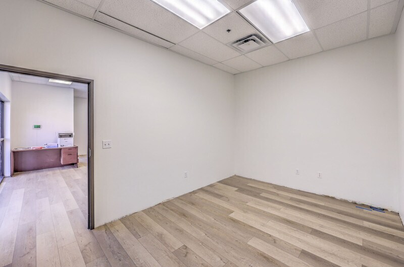 More Photos Of 6580 Spencer St, Las Vegas Warehouse For Sale