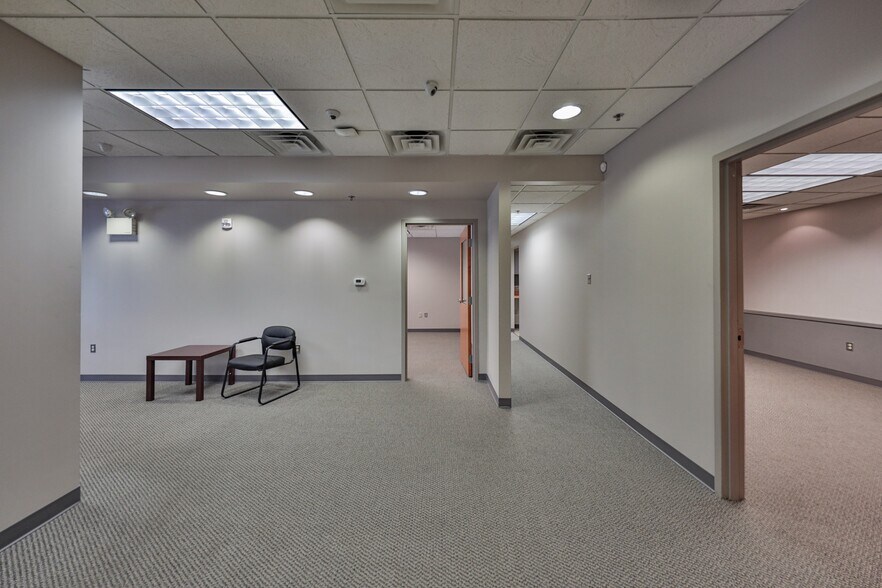 More Photos Of 2299 Brodhead Rd, Bethlehem Office For Sale