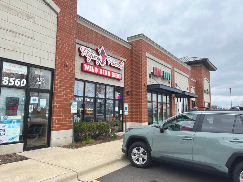 More Photos Of 435 Angela Ln, Crystal Lake Unknown For Lease