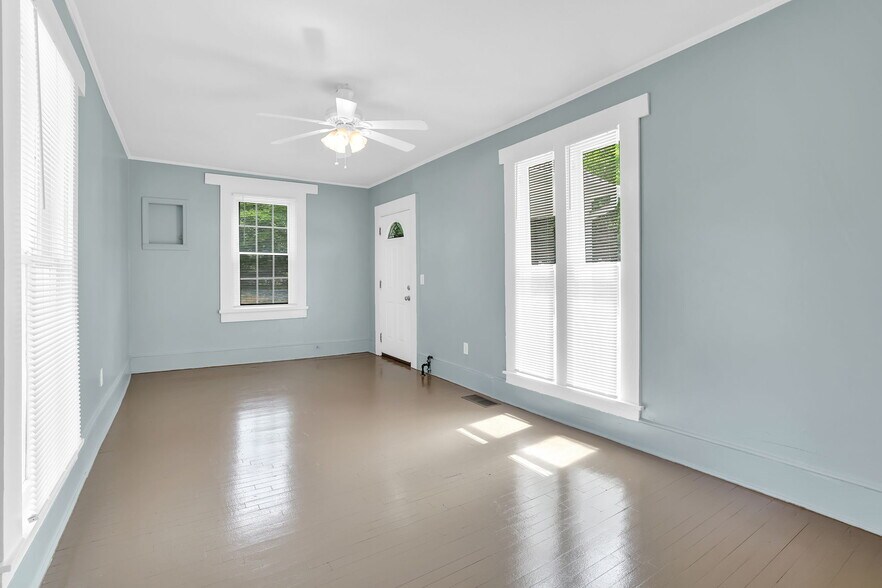 More Photos Of 134 Marble Mill Rd, Marietta Office For Sale