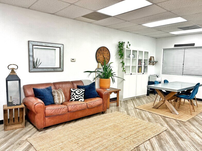 More Photos Of 900 Lane Ave, Chula Vista Office For Lease