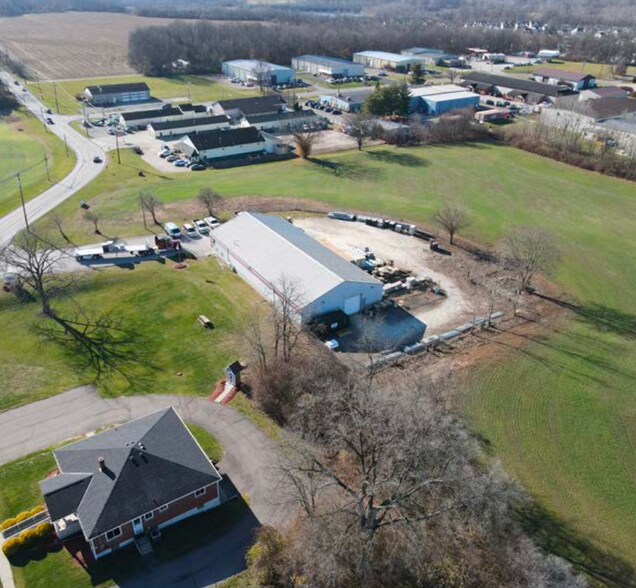 More Photos Of 9121 Kilby Dr, Harrison Warehouse For Lease