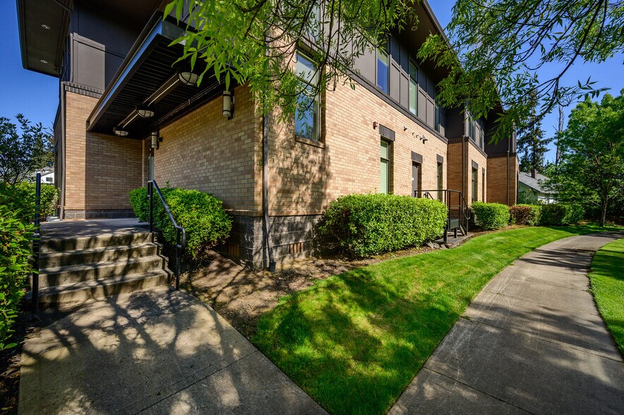 More Photos Of 22831 Forest Creek Dr, Sherwood Office For Lease