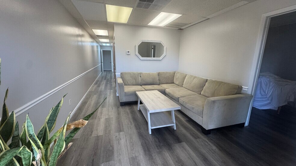 Primary Photo Of 1688 N Belcher Rd, Clearwater Industrial For Lease