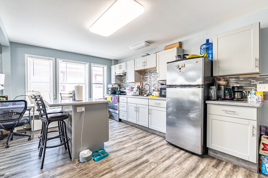 More Photos Of 757 W Main St, Rochester Multifamily For Sale