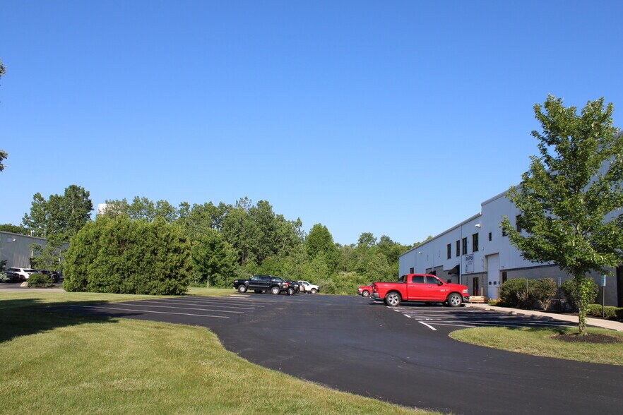 More Photos Of 7801 Corporate Blvd, Plain City Industrial For Sale