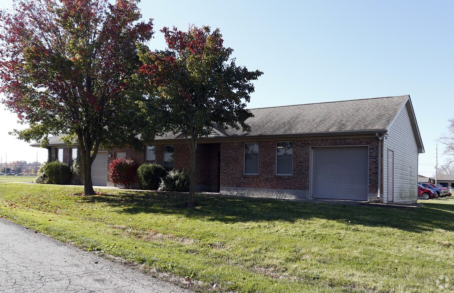 More Photos Of 300 International Dr, Franklin Flex For Sale