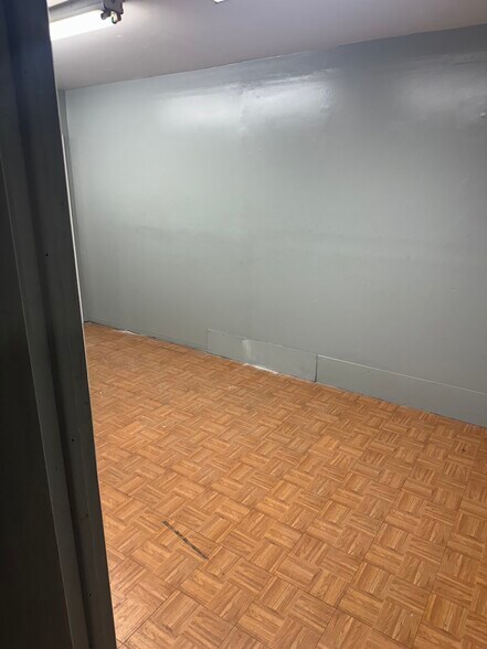 More Photos Of 310-316 Colfax Ave, Clifton Warehouse For Lease