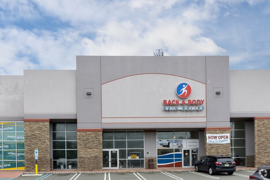 More Photos Of 355 US Highway 22, Springfield General Retail For Lease