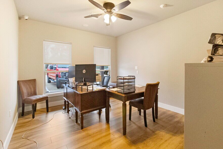 More Photos Of 7899 US Highway 190 W, Livingston Office Residential For Sale