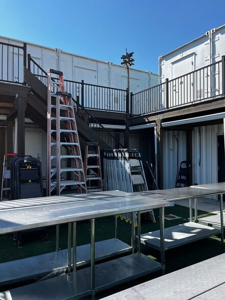More Photos Of 199 20th St S, Saint Petersburg Industrial For Sale