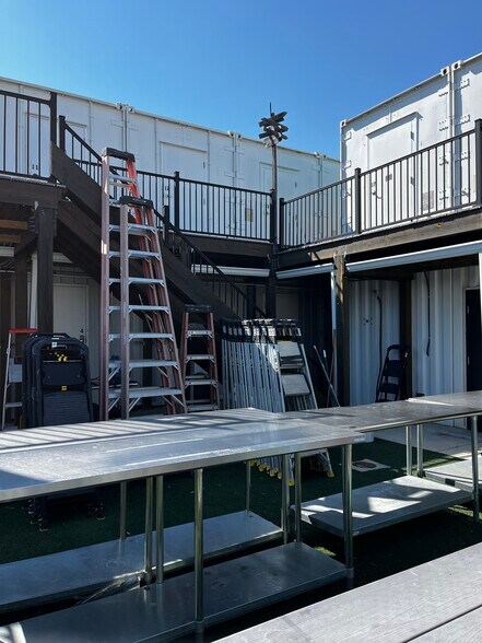 More Photos Of 199 20th St S, Saint Petersburg Industrial For Sale