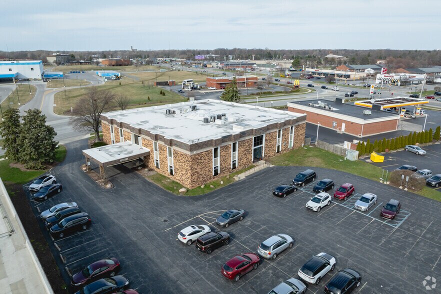 More Photos Of 5241 Southwyck Blvd, Toledo Office For Lease