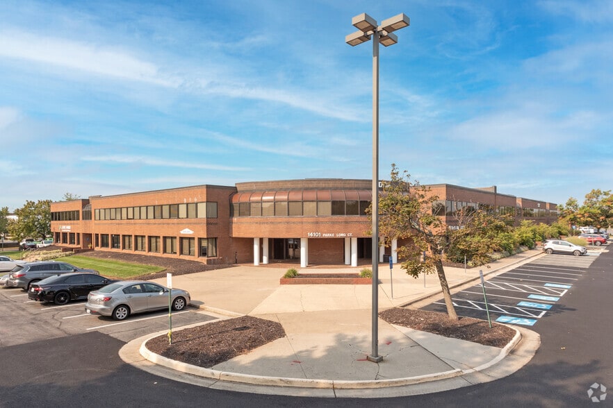Primary Photo Of 14101 Parke Long Ct, Chantilly Flex For Lease