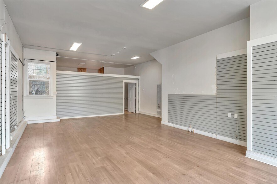 More Photos Of 1156-1158 Geneva Ave, San Francisco Flex For Sale