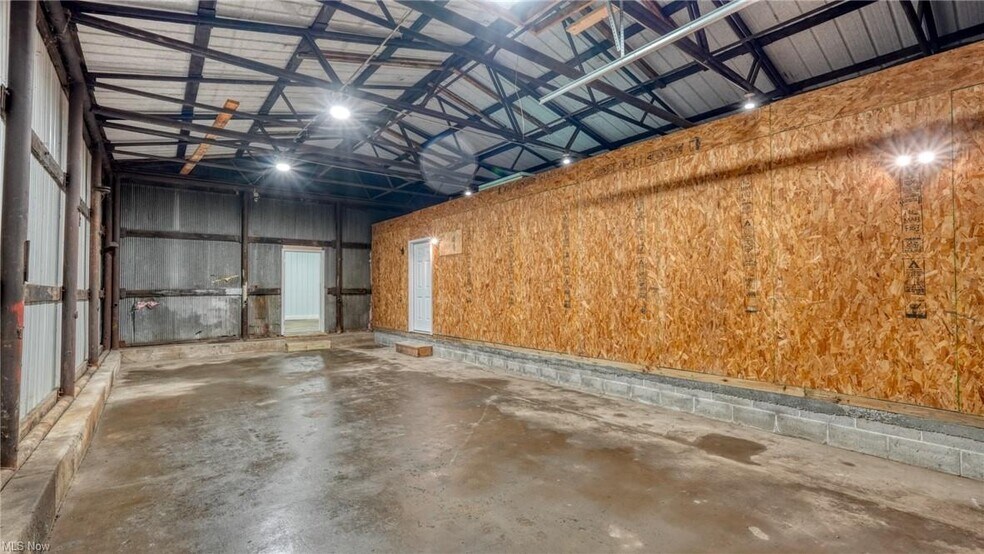 More Photos Of 11126 E Pike Rd, Cambridge Light Manufacturing For Lease