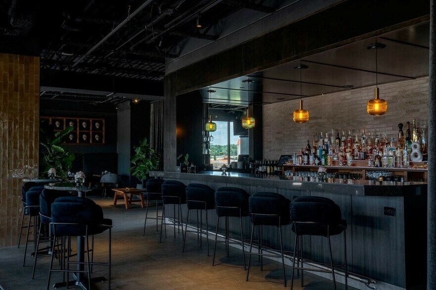 More Photos Of 2144 E Republic Rd, Springfield Office For Lease