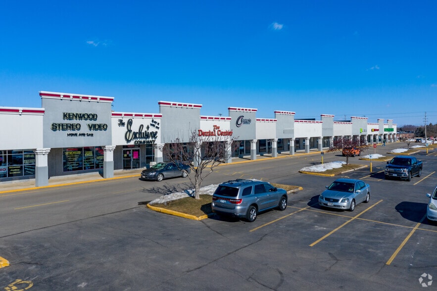 More Photos Of 900 W Northland Ave, Appleton Unknown For Lease