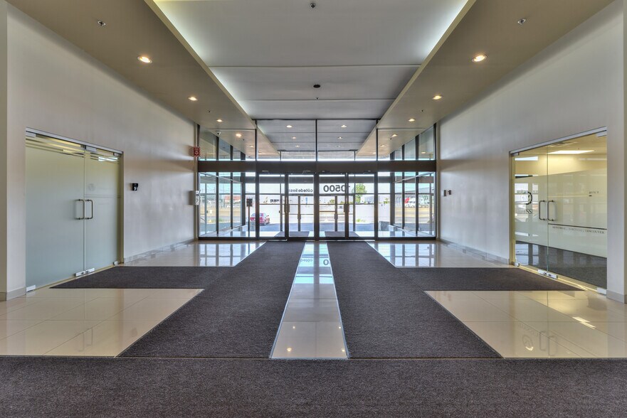 More Photos Of 10500 Ch De La Côte-De-Liesse, Montréal Office Residential For Lease